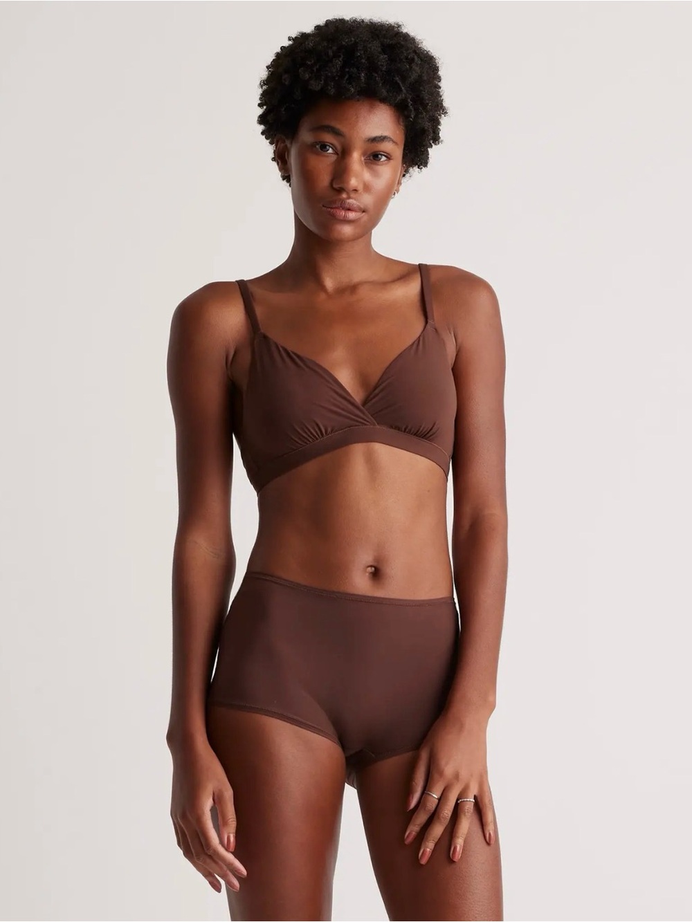 Quince Second Skin Crossover Bralette in Cocoa Size Medium R242